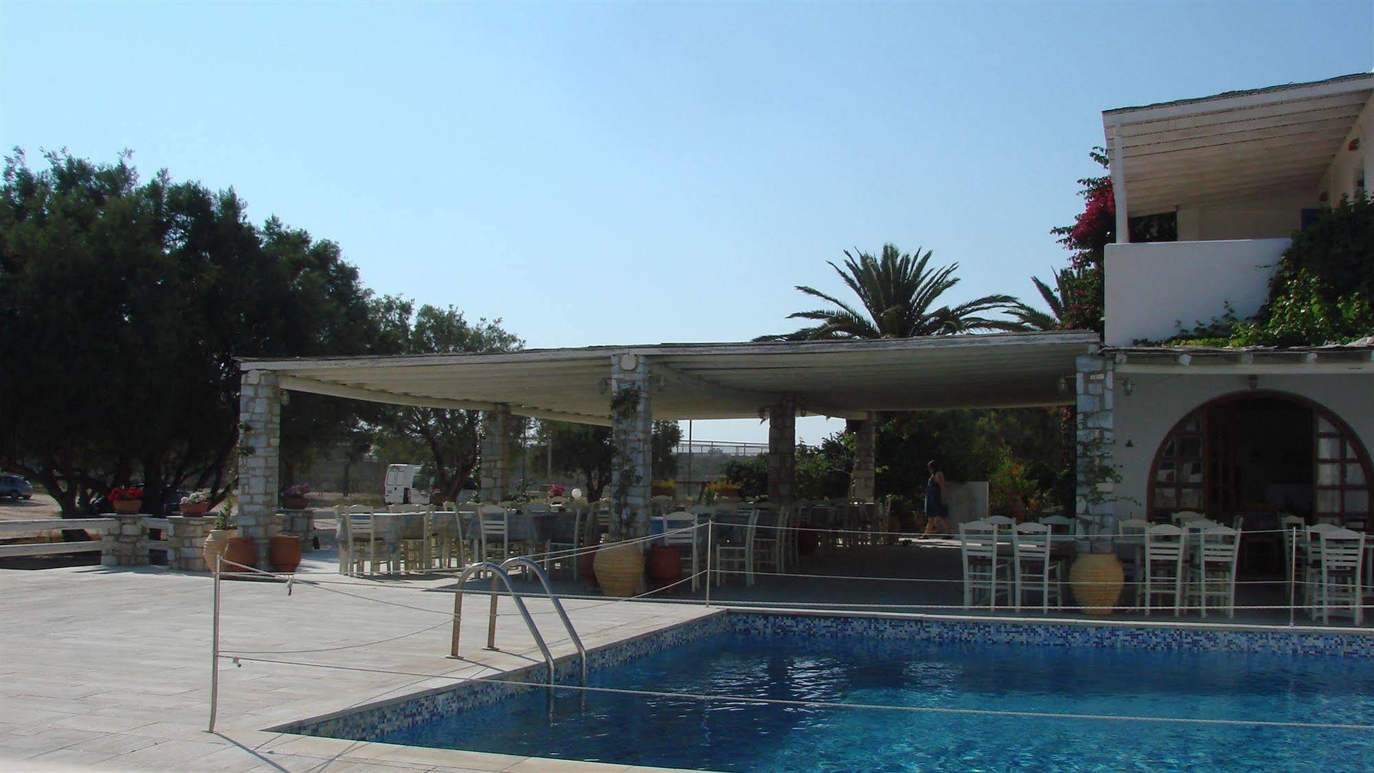 Galatis Beach Hotel Alikí 外观 照片